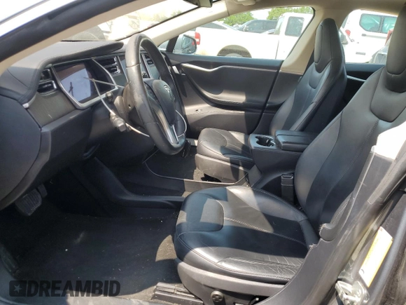 2013 Tesla Model S with VIN 5YJSA1AG9DFP04910, listed as a Copart auction lot 60827335 with 97,022 mi miles and Salvage title. Bid and sale history available at DreamBid. Image 7.