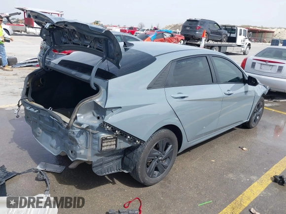 2021 Hyundai Elantra SEL with VIN KMHLM4AG1MU144395, listed as a IAAI auction lot 41748333 with 109,751 mi miles and . Bid and sale history available at carsss.com. Image 4.