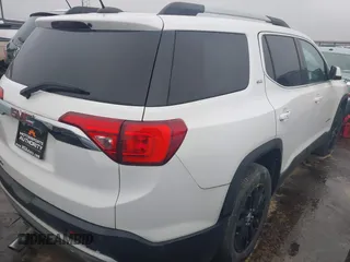 2019 GMC Acadia SLT z VIN 1GKKNMLS9KZ173596, wystawiony jako IAAI lot #40823722 z przebiegiem 123 457 mil mil oraz . Historia ofert i sprzedaży dostępna na DreamBid. Obrazek 4.