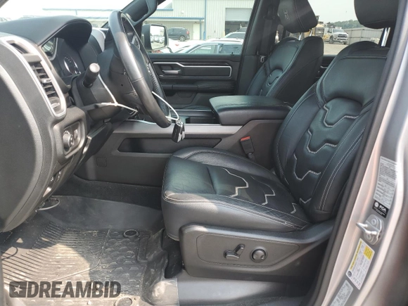 2022 Ram 1500 Big Horn z VIN 1C6SRFFT9NN135868, wystawiony jako Copart lot #59188485 z przebiegiem 30 589 mil mil oraz Szkoda całkowita • Salvage title. Historia ofert i sprzedaży dostępna na DreamBid. Obrazek 7.
