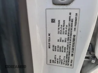 2020 Tesla Model 3 Performance z VIN 5YJ3E1EC4LF800149, wystawiony jako Copart lot #48711045 z przebiegiem 95 229 mil mil oraz Szkoda całkowita • Salvage title. Historia ofert i sprzedaży dostępna na DreamBid. Obrazek 13.