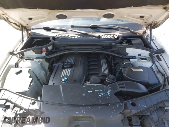 2007 BMW X3 3.0si with VIN WBXPC93497WF26827, listed as a IAAI auction lot 42130088 with 160,852 mi miles. Bid and sale history available at carsss.com. Image 10.