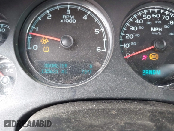 2009 Chevrolet Tahoe LTZ z VIN 1GNFK330X9R130028, wystawiony jako IAAI lot #42113713 z przebiegiem 135 631 mil mil oraz . Historia ofert i sprzedaży dostępna na DreamBid. Obrazek 7.