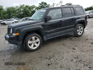 2013 Jeep Patriot Sport z VIN 1C4NJRBB7DD218182, wystawiony jako Copart lot #61376575 z przebiegiem 157 754 mil mil oraz Czysty tytuł • Clean title. Historia ofert i sprzedaży dostępna na DreamBid. Obrazek 1.