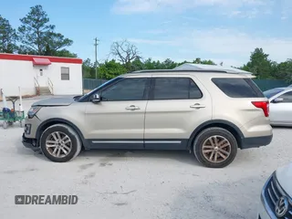 2017 Ford Explorer XLT с VIN 1FM5K7DH7HGA84857, выставлен на аукционе IAAI как лот 42064280 с пробегом 92 489 миль миль и . История ставок и продаж доступна на DreamBid. Изображение 14.
