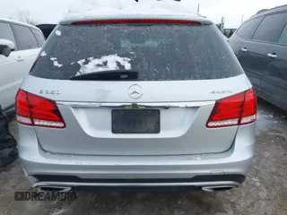 2016 Mercedes-Benz E-Class E 350 Luxury with VIN WDDHH8JBXGB335197, listed as a IAAI auction lot 41344354 with 96,164 mi miles. Bid and sale history available at carsss.com. Image 16.