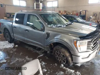 2021 Ford F-150 XL with VIN 1FTEW1EP0MKE87078, listed as a IAAI auction lot 41857664 with 43,588 mi miles. Bid and sale history available at carsss.com. Image 1.