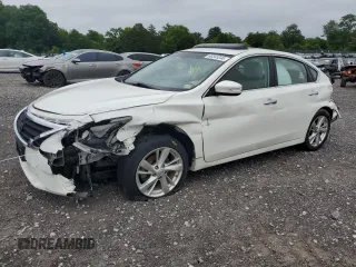 2015 Nissan Altima SL with VIN 1N4AL3AP9FN367277, listed as a Copart auction lot 60345345 with 92,590 mi miles and Salvage title. Bid and sale history available at DreamBid. Image 1.