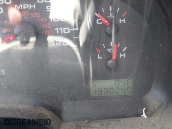 2006 Ford F-150 XLT with VIN 1FTPX14586FA51032, listed as a IAAI auction lot 42147294 with 193,824 mi miles. Bid and sale history available at carsss.com. Image 7.