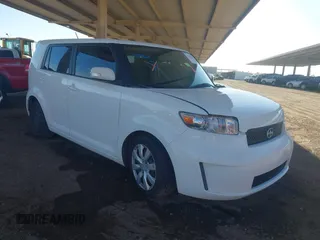 2008 Scion xB z VIN JTLKE50E681045909, wystawiony jako IAAI lot #42132166 z przebiegiem 207 690 mil mil oraz . Historia ofert i sprzedaży dostępna na DreamBid. Obrazek 1.