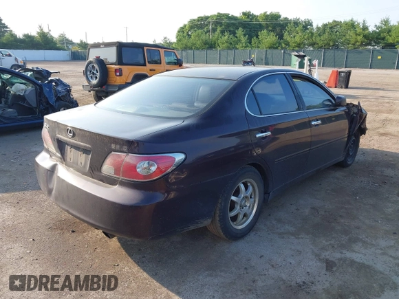 2003 Lexus ES with VIN JTHBF30G930123577, listed as a IAAI auction lot 39852553 with Not Provided miles. Bid and sale history available at carsss.com. Image 4.