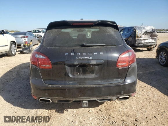 2014 Porsche Cayenne S with VIN WP1AB2A23ELA59140, listed as a Copart auction lot 86061274 with Not provided miles and Salvage title. Bid and sale history available at DreamBid. Image 6.