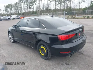 2015 Audi A3 Premium z VIN WAUBFGFF6F1052907, wystawiony jako IAAI lot #41510002 z przebiegiem 142 098 mil mil oraz . Historia ofert i sprzedaży dostępna na DreamBid. Obrazek 3.