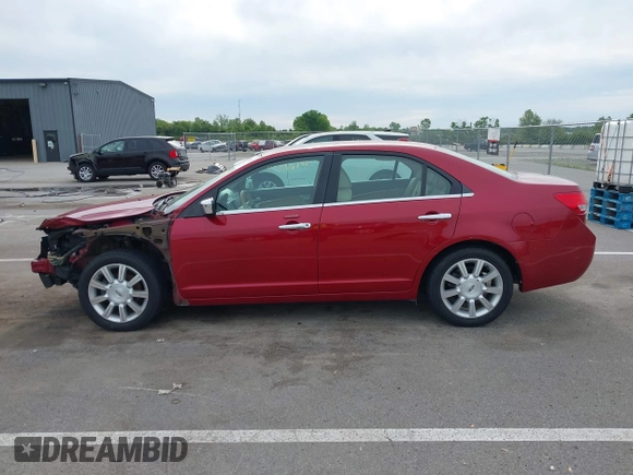 2010 Lincoln MKZ z VIN 3LNHL2GC2AR636552, wystawiony jako IAAI lot #42330172 z przebiegiem 98 883 mil mil oraz . Historia ofert i sprzedaży dostępna na DreamBid. Obrazek 15.