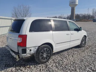 2014 Chrysler Town & Country S with VIN 2C4RC1HG9ER195342, listed as a Copart auction lot 42249075 with 127,210 mi miles and Clean Title. Bid and sale history available at carsss.com. Image 3.