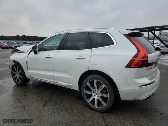 2021 Volvo XC60 Inscription with VIN YV4102RL5M1716130, listed as a Copart auction lot 45198265 with 0 mi miles and Salvage Title. Bid and sale history available at carsss.com. Image 2.