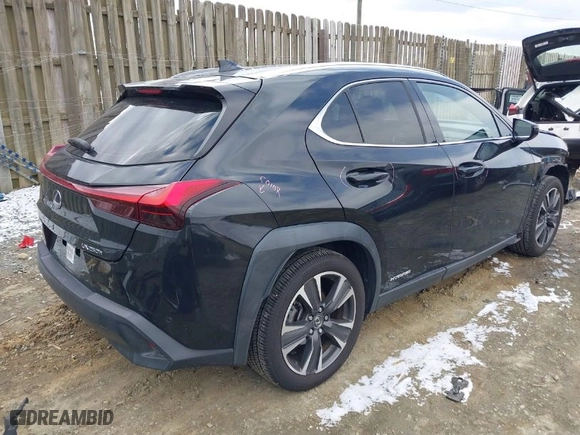 2020 Lexus UX with VIN JTHP9JBH6L2027045, listed as a IAAI auction lot 41576512 with 70,372 mi miles. Bid and sale history available at carsss.com. Image 4.