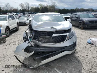 2015 Kia Sportage LX with VIN KNDPB3AC0F7760027, listed as a Copart auction lot 51623775 with 174,094 mi miles and Clean Title. Bid and sale history available at carsss.com. Image 5.