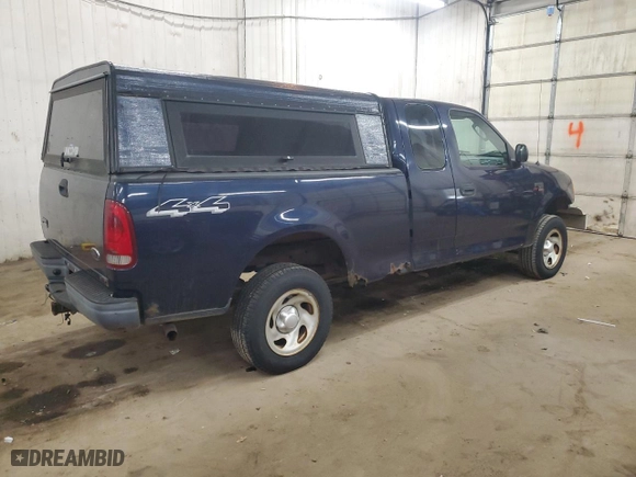 2004 Ford F-150 Heritage XL with VIN 2FTRX18W84CA11554, listed as a Copart auction lot 49919985 with 134,336 mi miles and Clean Title. Bid and sale history available at carsss.com. Image 3.
