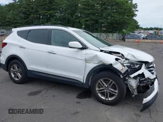 2017 Hyundai Santa Fe 2.4L с VIN 5NMZUDLB1HH035769, выставлен на аукционе IAAI как лот 42764052 с пробегом 73 139 миль миль и . История ставок и продаж доступна на DreamBid. Изображение 6.