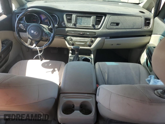 2020 Kia Sedona EX with VIN KNDMB5C14L6644308, listed as a Copart auction lot 58670414 with 186,148 mi miles and Non Repairable. Bid and sale history available at carsss.com. Image 8.