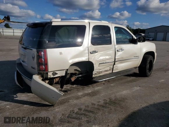 2014 GMC Yukon Denali with VIN 1GKS2EEF0ER141638, listed as a Copart auction lot 74247634 with 160,671 mi miles and Salvage Title. Bid and sale history available at carsss.com. Image 3.