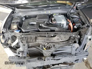 2016 Lincoln MKZ Hybrid with VIN 3LN6L2LU6GR617727, listed as a Copart auction lot 55113975 with 348,171 mi miles and Salvage Title. Bid and sale history available at DreamBid. Image 11.