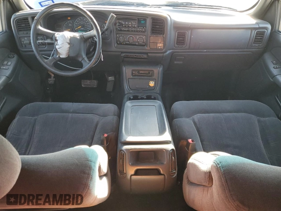 2000 Chevrolet Silverado 2500 LS z VIN 1GCFC29U7YE331000, wystawiony jako Copart lot #47569685 z przebiegiem 350 282 mil mil oraz Szkoda całkowita • Salvage title. Historia ofert i sprzedaży dostępna na DreamBid. Obrazek 8.