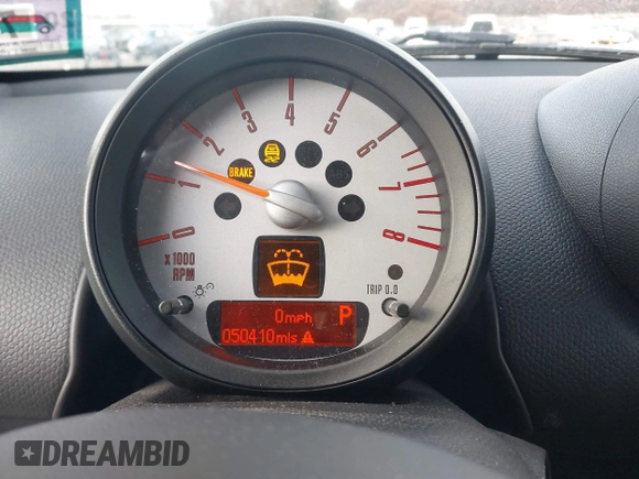 2013 MINI Countryman S z VIN WMWZC3C58DWP22372, wystawiony jako IAAI lot #41523123 z przebiegiem 50 410 mil mil oraz . Historia ofert i sprzedaży dostępna na DreamBid. Obrazek 7.