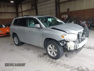 2008 Toyota Highlander z VIN JTEES41A882095711, wystawiony jako IAAI lot #42166400 z przebiegiem 138 810 mil mil oraz . Historia ofert i sprzedaży dostępna na DreamBid. Obrazek 1.