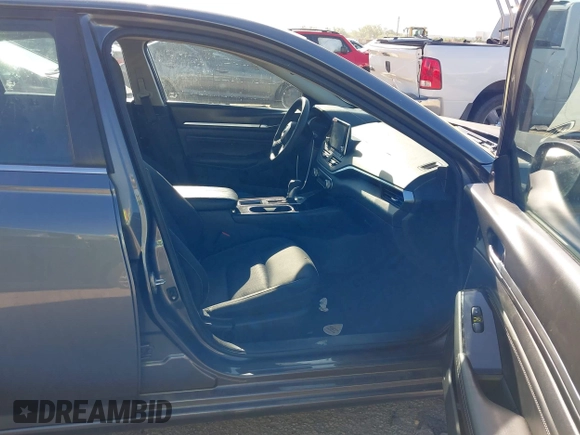 2021 Nissan Altima SV with VIN 1N4BL4DVXMN318963, listed as a IAAI auction lot 42238803 with 96,230 mi miles and . Bid and sale history available at DreamBid. Image 5.