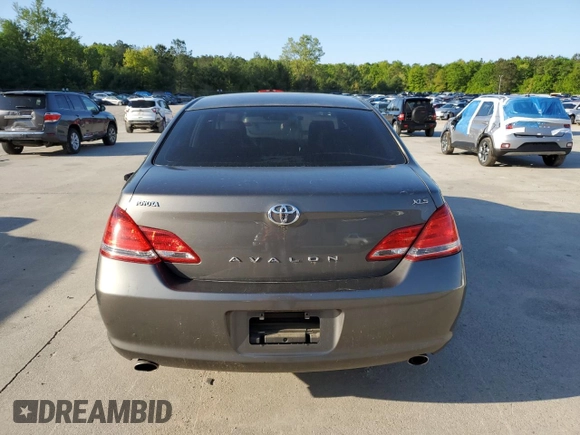 2006 Toyota Avalon XL with VIN 4T1BK36B56U163897, listed as a Copart auction lot 52884045 with 194,995 mi miles and Salvage Title. Bid and sale history available at DreamBid. Image 6.