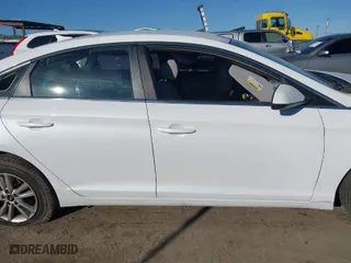 2016 Hyundai Sonata 2.4L SE with VIN 5NPE24AF2GH268250, listed as a IAAI auction lot 41666928 with 121,114 mi miles. Bid and sale history available at carsss.com. Image 14.