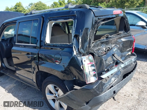 2014 Jeep Patriot Limited z VIN 1C4NJPCB2ED533427, wystawiony jako IAAI lot #42456778 z przebiegiem 120 649 mil mil oraz . Historia ofert i sprzedaży dostępna na DreamBid. Obrazek 6.