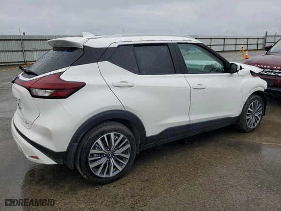 2022 Nissan Kicks SV with VIN 3N1CP5CV3NL518856, listed as a Copart auction lot 47770435 with 24,404 mi miles and Salvage Title. Bid and sale history available at carsss.com. Image 3.