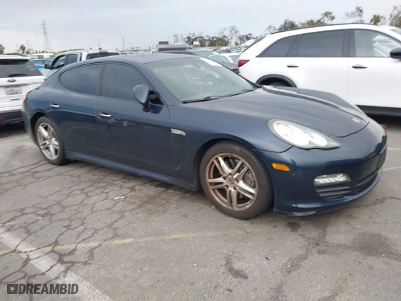 2012 Porsche Panamera with VIN WP0AA2A72CL071163, listed as a IAAI auction lot 41765734 with 102,774 mi miles. Bid and sale history available at carsss.com. Image 1.