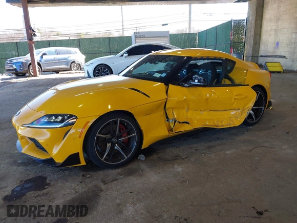 2021 Toyota Supra 3.0 with VIN WZ1DB0C03MW042951, listed as a IAAI auction lot 41900583 with 16,695 mi miles and . Bid and sale history available at DreamBid. Image 18.