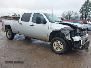 2013 GMC Sierra 2500HD SLE с VIN 1GT120CG1DF218393, выставлен на аукционе IAAI как лот 41449408 с пробегом 311 321 миль миль и . История ставок и продаж доступна на DreamBid. Изображение 1.