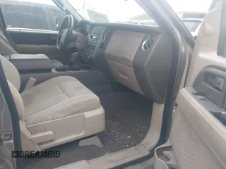 2009 Ford Expedition SSV with VIN 1FMFU15589LA14700, listed as a IAAI auction lot 41268547 with 185,522 mi miles and . Bid and sale history available at DreamBid. Image 5.