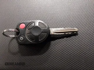2010 Ford Escape Limited с VIN 1FMCU0EG0AKD20573, выставлен на аукционе IAAI как лот 42151580 с пробегом 225 397 миль миль и . История ставок и продаж доступна на DreamBid. Изображение 11.