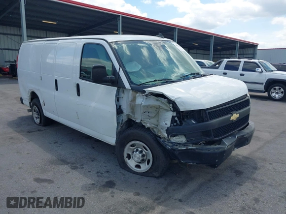 2019 Chevrolet Express Cargo Van with VIN 1GCWGAFP7K1370861, listed as a IAAI auction lot 41929550 with 148,539 mi miles. Bid and sale history available at carsss.com. Image 1.