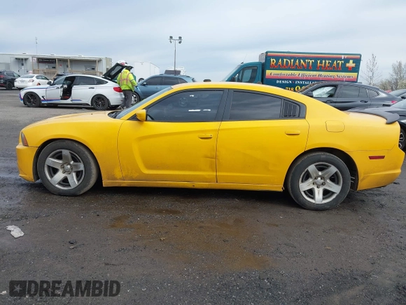 2014 Dodge Charger Police with VIN 2C3CDXAT9EH350916, listed as a IAAI auction lot 42030015 with 222,044 mi miles and . Bid and sale history available at DreamBid. Image 14.