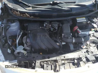 2015 Nissan Versa SV z VIN 3N1CN7AP5FL878377, wystawiony jako Copart lot #51951485 z przebiegiem 128 458 mil mil oraz Tytuł czysty. Historia ofert i sprzedaży dostępna na DreamBid. Obrazek 12.