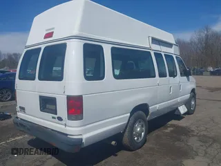 2014 Ford Econoline Cargo Commercial with VIN 1FTNS2EW7EDA67834, listed as a IAAI auction lot 42026939 with 138,501 mi miles. Bid and sale history available at carsss.com. Image 4.