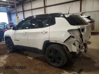 2018 Jeep Compass Latitude с VIN 3C4NJDBB1JT394699, выставлен на аукционе Copart как лот 62566415 с пробегом 70 932 миль миль и Списание • Salvage title. История ставок и продаж доступна на DreamBid. Изображение 2.