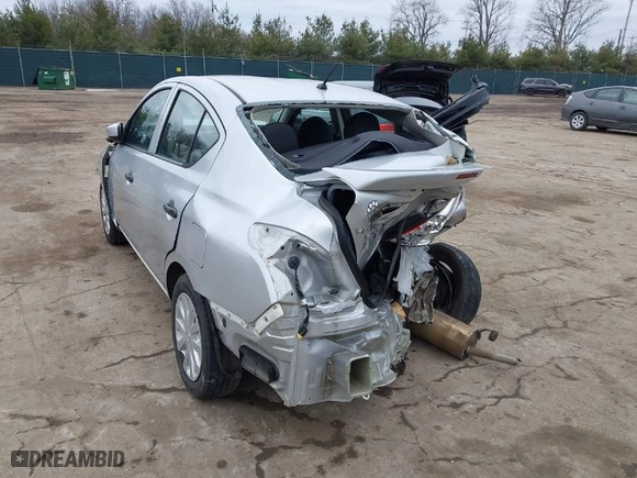 2017 Nissan Versa Sedan SV with VIN 3N1CN7APXHL891130, listed as a IAAI auction lot 41686172 with 119,128 mi miles. Bid and sale history available at carsss.com. Image 3.