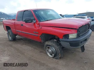 2001 Dodge Ram 2500 with VIN 1B7KF23631J193985, listed as a IAAI auction lot 41851679 with 322,105 mi miles. Bid and sale history available at carsss.com. Image 1.