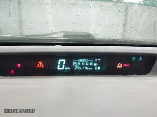 2003 Toyota Prius with VIN JT2BK18U230076977, listed as a IAAI auction lot 41715155 with 245,176 mi miles. Bid and sale history available at carsss.com. Image 7.