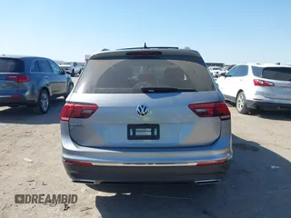 2021 Volkswagen Tiguan SE with VIN 3VV3B7AX0MM026064, listed as a IAAI auction lot 42038137 with 18,526 mi miles and . Bid and sale history available at DreamBid. Image 16.