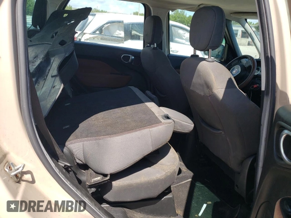2014 FIAT 500L Trekking with VIN ZFBCFADH1EZ020216, listed as a Copart auction lot 74324744 with 85,754 mi miles and Clean Title. Bid and sale history available at carsss.com. Image 10.